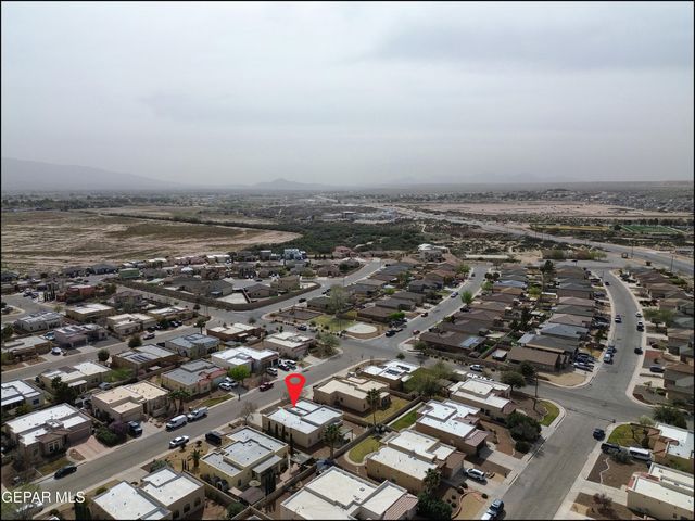 5705 IRELAND Drive, Santa Teresa, NM 88008