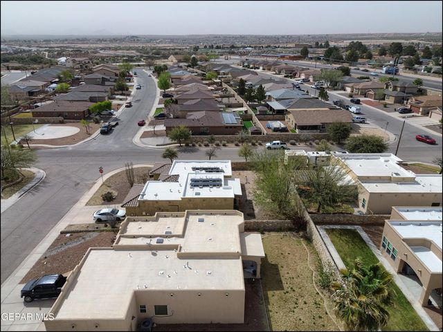 5705 IRELAND Drive, Santa Teresa, NM 88008