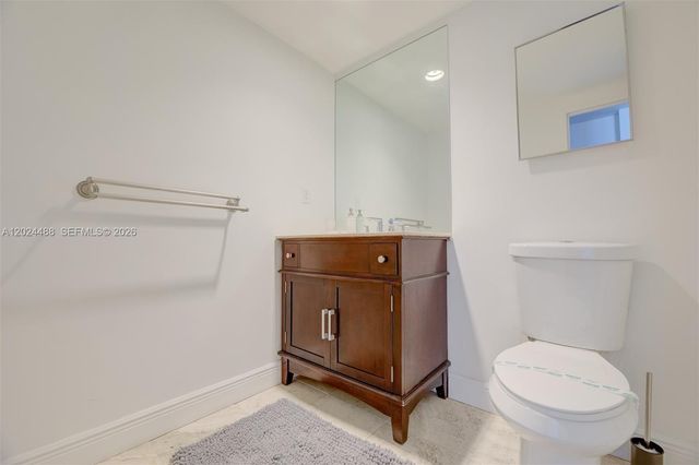3801 S Ocean Drive 5L, Hollywood, FL 33019