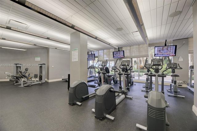 3801 S Ocean Drive 5L, Hollywood, FL 33019