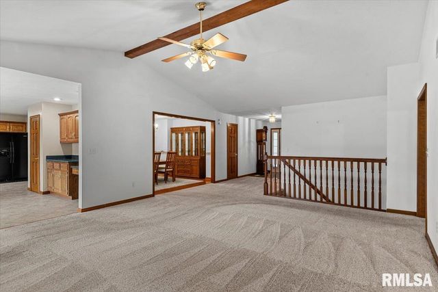 2213 Renwick Drive, Springfield, IL 62711