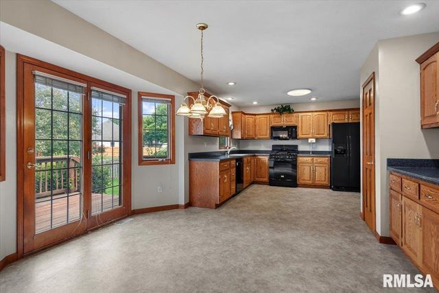 2213 Renwick Drive, Springfield, IL 62711