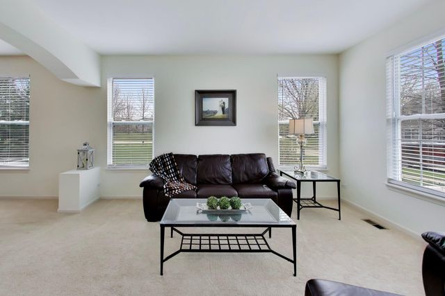 308 Cedar Ridge Drive, Lake Villa, IL 60046