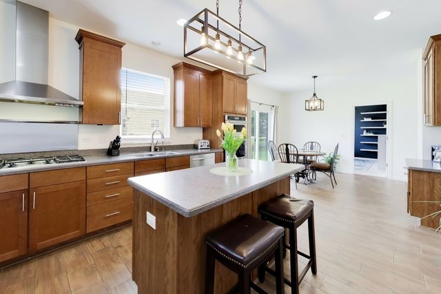 308 Cedar Ridge Drive, Lake Villa, IL 60046