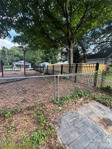 1116 Harrill Street, Charlotte, NC 28205