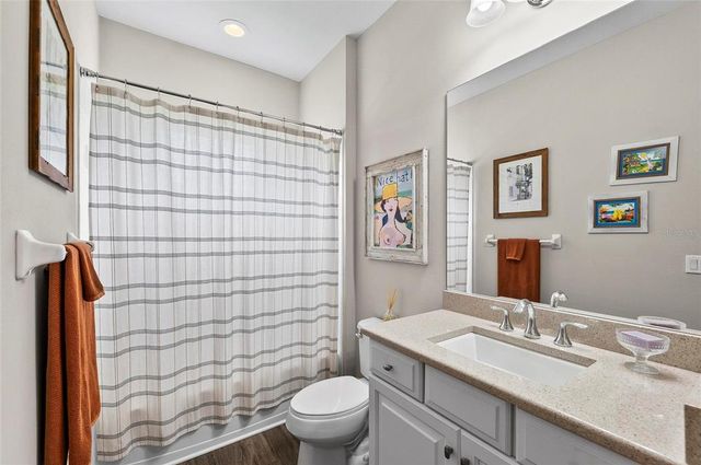 6908 WHITE WILLOW COURT, Sarasota, FL 34243
