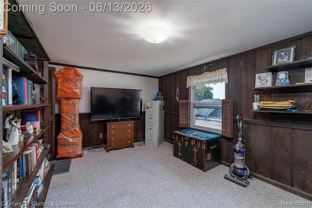7224 Andersonville Road, Clarkston, MI 48346