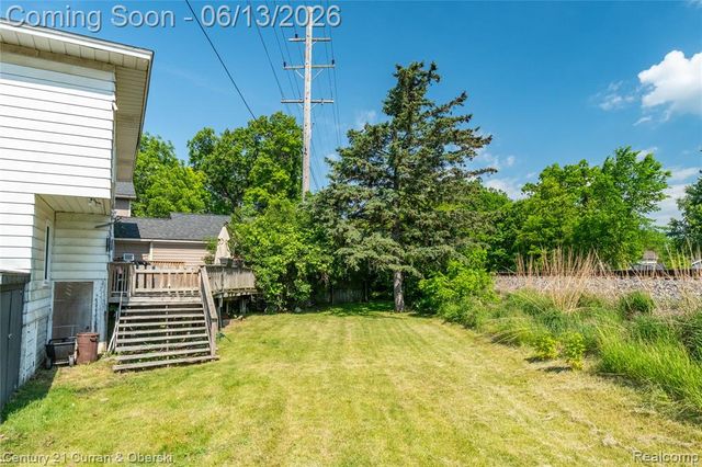7224 Andersonville Road, Clarkston, MI 48346