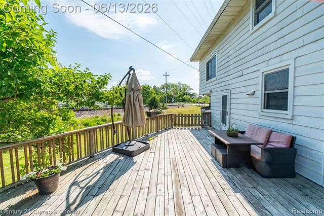7224 Andersonville Road, Clarkston, MI 48346