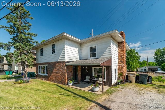 7224 Andersonville Road, Clarkston, MI 48346