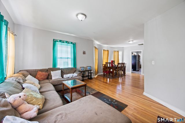 101 Dikeman Street, Waterbury, CT 06704