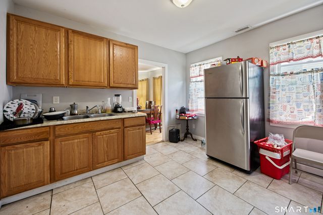 101 Dikeman Street, Waterbury, CT 06704