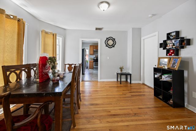 101 Dikeman Street, Waterbury, CT 06704