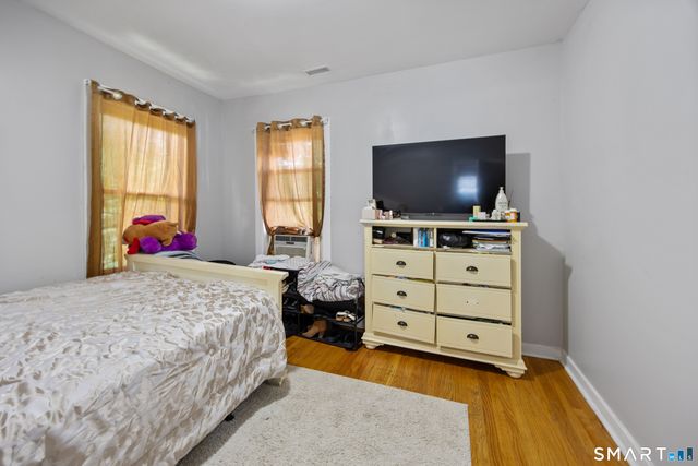 101 Dikeman Street, Waterbury, CT 06704