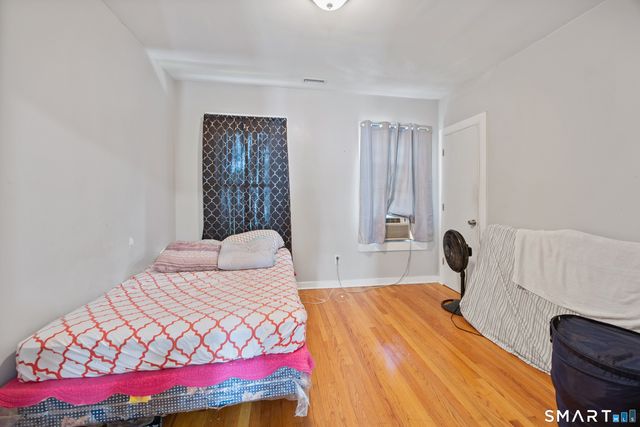 101 Dikeman Street, Waterbury, CT 06704