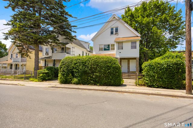 101 Dikeman Street, Waterbury, CT 06704
