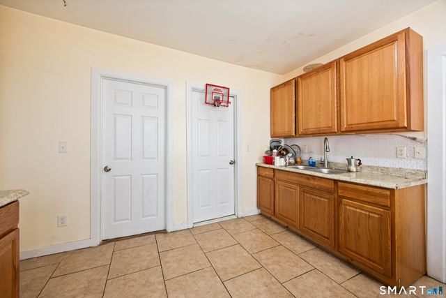 101 Dikeman Street, Waterbury, CT 06704