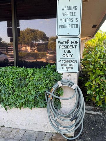 10616 NW 10th St 104, Pembroke Pines, FL 33026