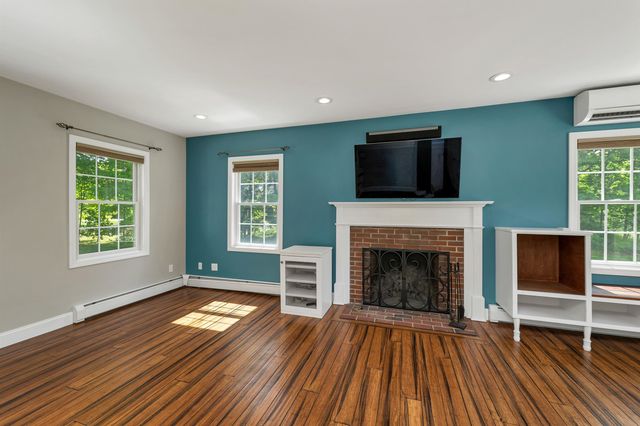 336 Portsmouth Avenue, Stratham, NH 03885