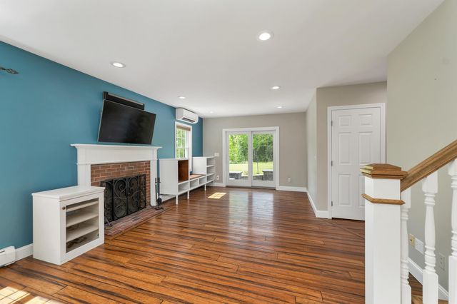 336 Portsmouth Avenue, Stratham, NH 03885