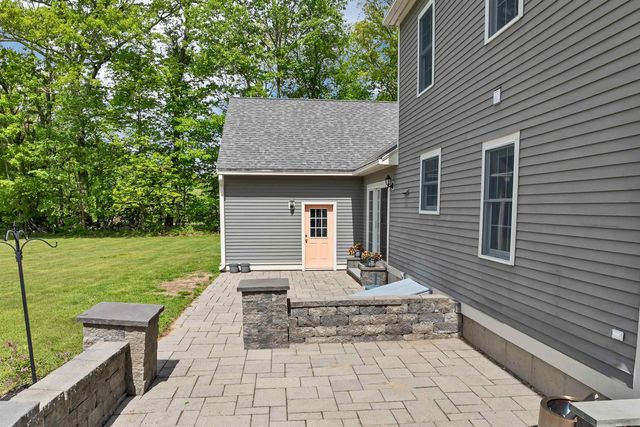 336 Portsmouth Avenue, Stratham, NH 03885