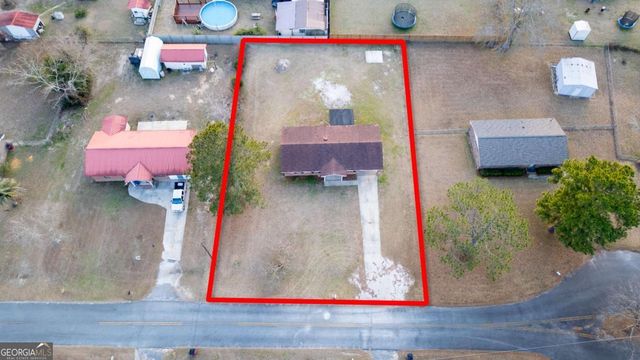 121 Trapper Trail, Blackshear, GA 31516