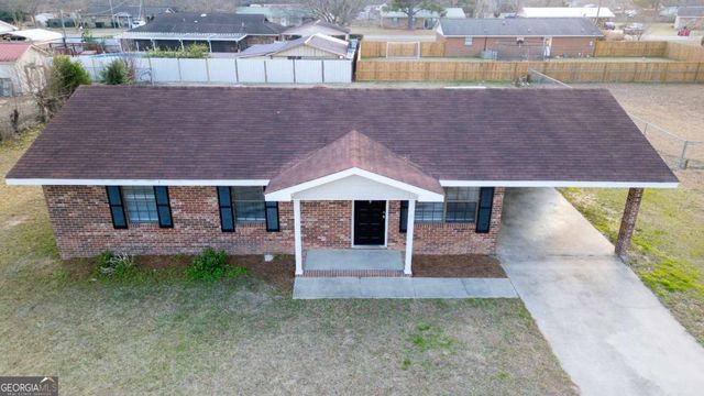 121 Trapper Trail, Blackshear, GA 31516