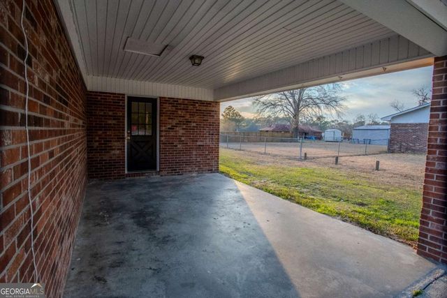 121 Trapper Trail, Blackshear, GA 31516