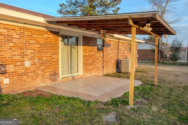 121 Trapper Trail, Blackshear, GA 31516