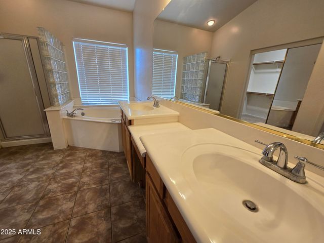 223 W Pelican Drive, Chandler, AZ 85286