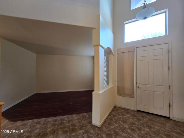223 W Pelican Drive, Chandler, AZ 85286