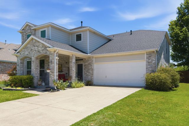 8470 Big Cypress Court, Fort Worth, TX 76137