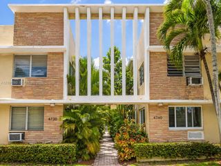 4740 Pine Tree Dr 20, Miami Beach, FL 33140