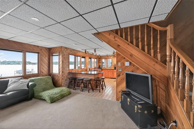 32680 South Street, Lawton, MI 49065