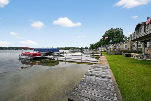 32680 South Street, Lawton, MI 49065