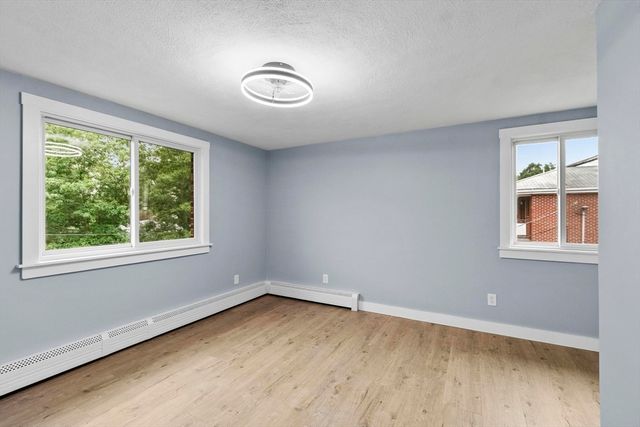 20 Colonial Drive 10, Andover, MA 01810