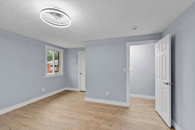 20 Colonial Drive 10, Andover, MA 01810