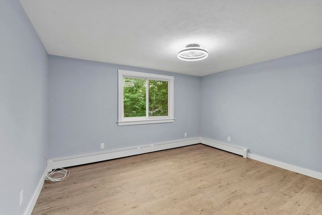 20 Colonial Drive 10, Andover, MA 01810