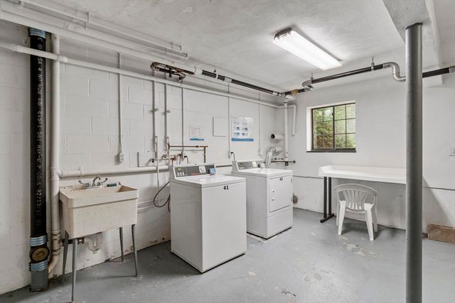 20 Colonial Drive 10, Andover, MA 01810