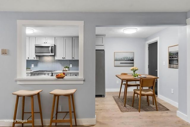 20 Colonial Drive 10, Andover, MA 01810