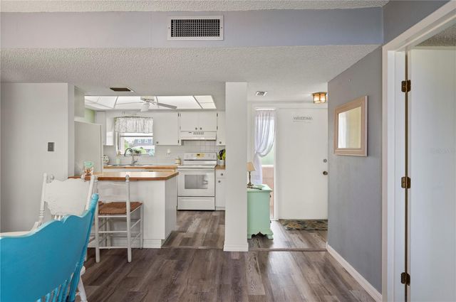 1080 BAL HARBOR BOULEVARD 9D, Punta Gorda, FL 33950