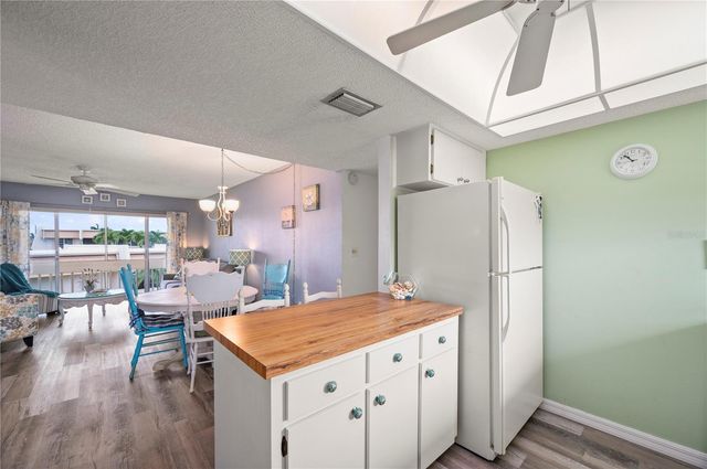 1080 BAL HARBOR BOULEVARD 9D, Punta Gorda, FL 33950