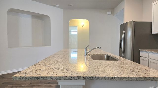 4911 THERALITE TRL, San Antonio, TX 78253
