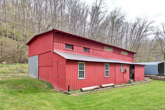 1021 McComas Branch Road, Milton, WV 25541