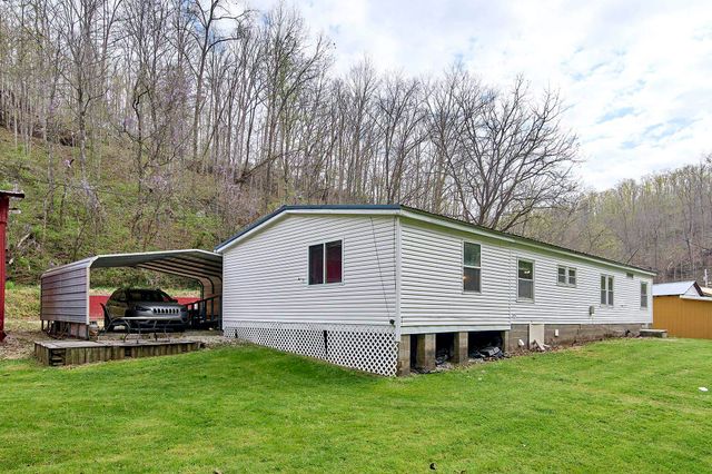1021 McComas Branch Road, Milton, WV 25541