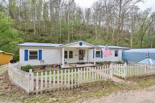 1021 McComas Branch Road, Milton, WV 25541