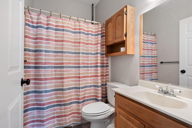 340 64th Avenue N, Coopersville, MI 49404