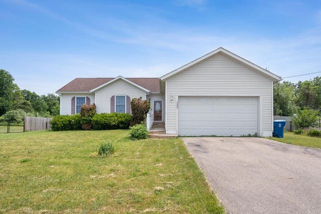 340 64th Avenue N, Coopersville, MI 49404