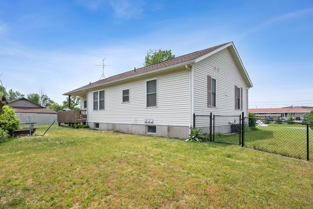 340 64th Avenue N, Coopersville, MI 49404