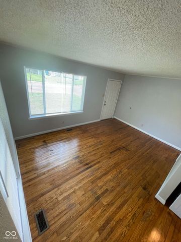 5819 Greenfield Avenue, Indianapolis, IN 46219